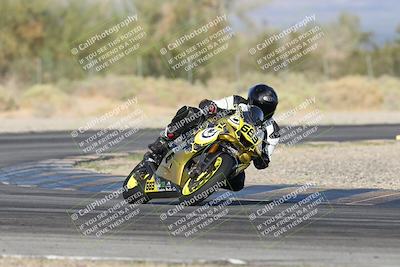 media/Nov-02-2025-CVMA (Sun) [[337aff29ab]]/Race 17-Amateur Supersport Middleweight/